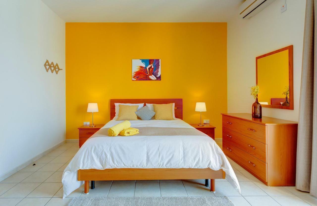 Spacious, Top Location Sliema Apartment Luaran gambar