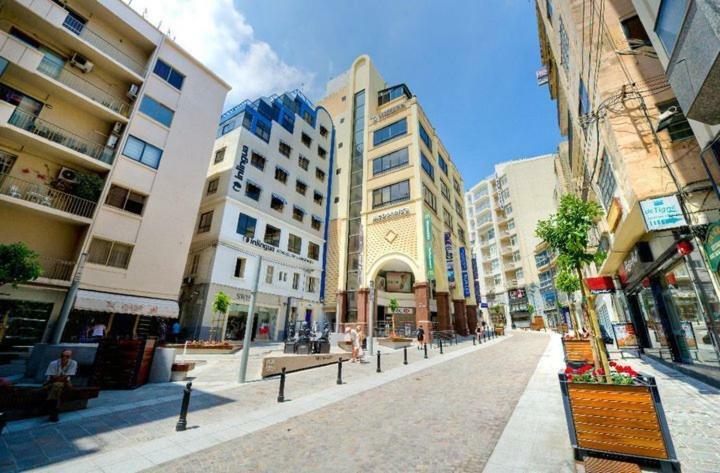Spacious, Top Location Sliema Apartment Luaran gambar